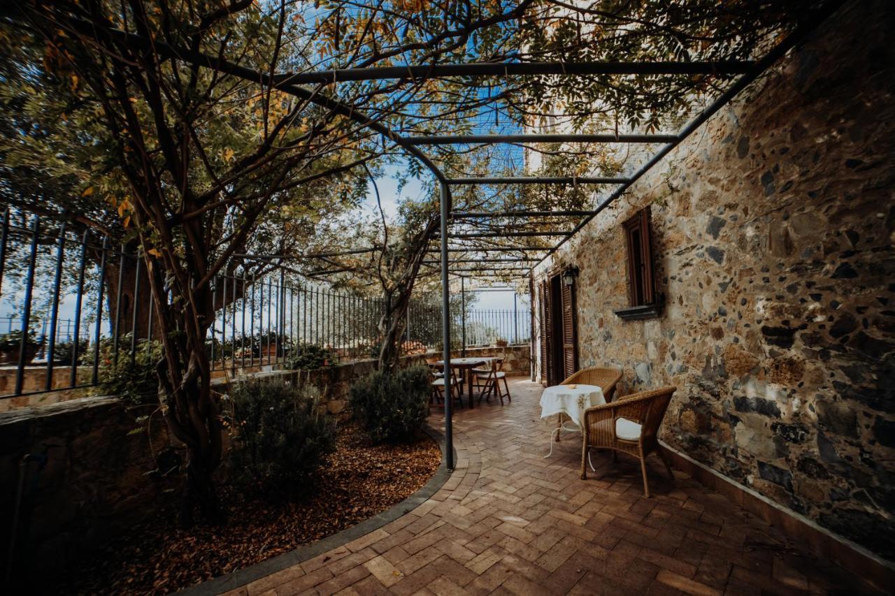Aparthotel Residenza Golfo Degli Ulivi Caprioli Exterior foto