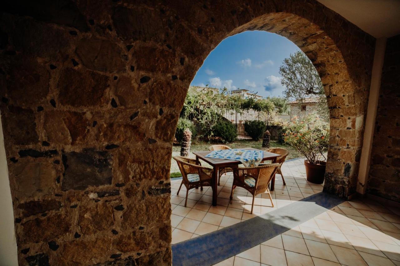 Aparthotel Residenza Golfo Degli Ulivi Caprioli Exterior foto