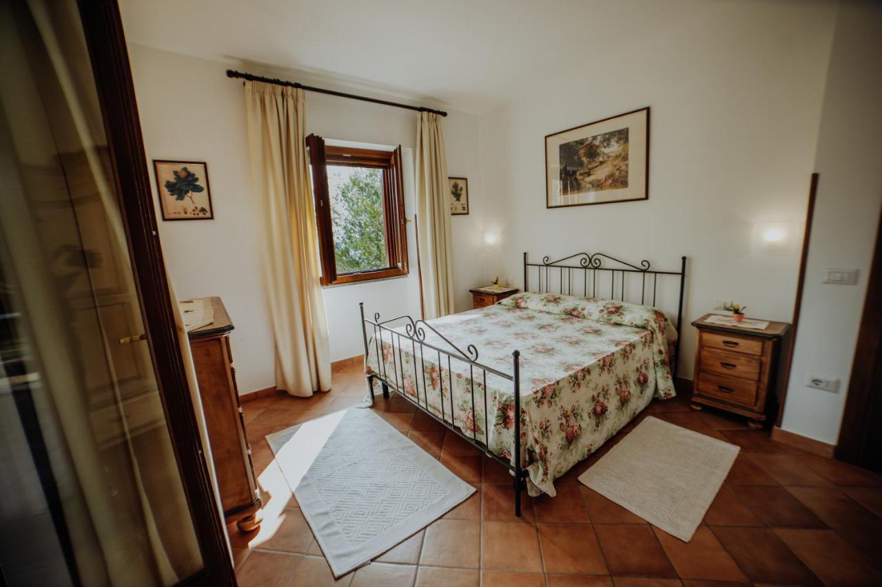 Aparthotel Residenza Golfo Degli Ulivi Caprioli Exterior foto