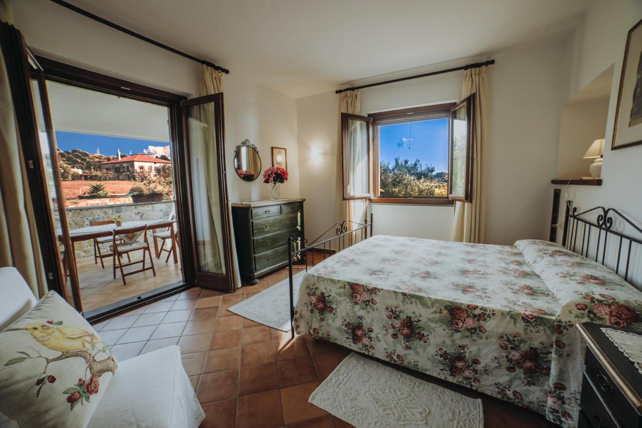 Aparthotel Residenza Golfo Degli Ulivi Caprioli Exterior foto