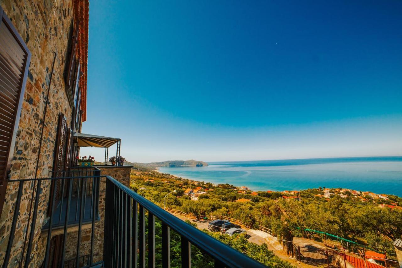 Aparthotel Residenza Golfo Degli Ulivi Caprioli Exterior foto