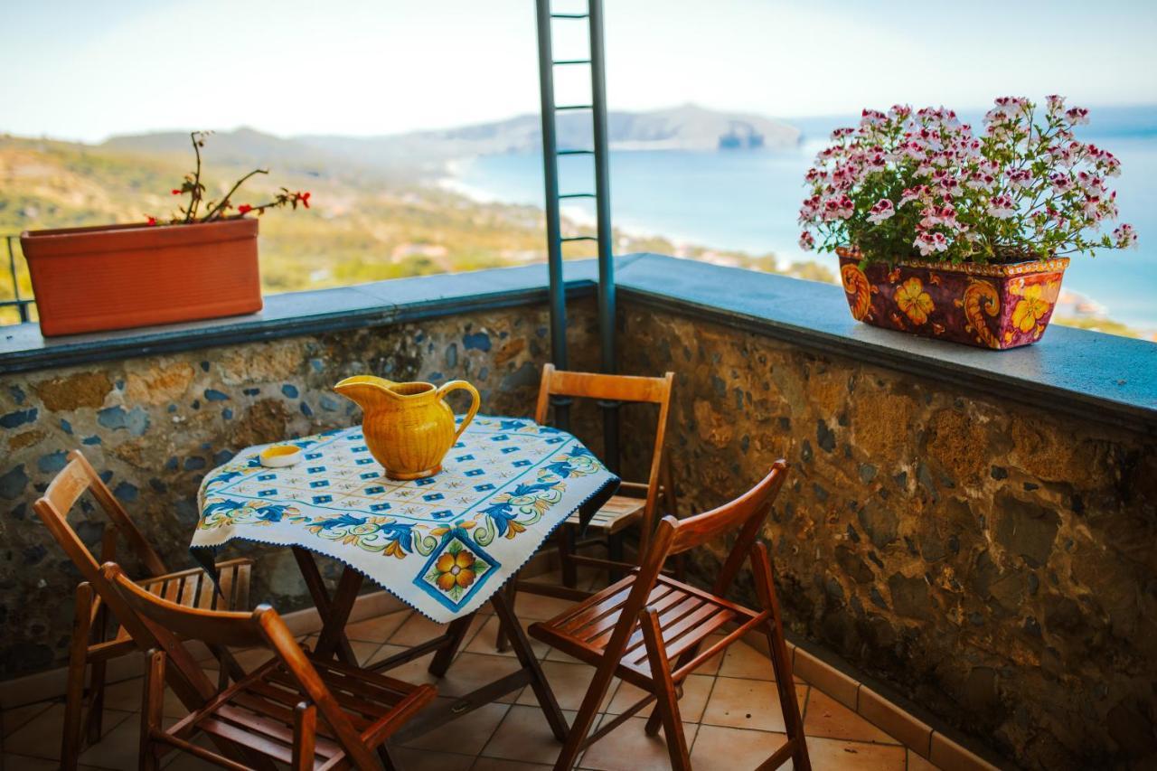 Aparthotel Residenza Golfo Degli Ulivi Caprioli Exterior foto