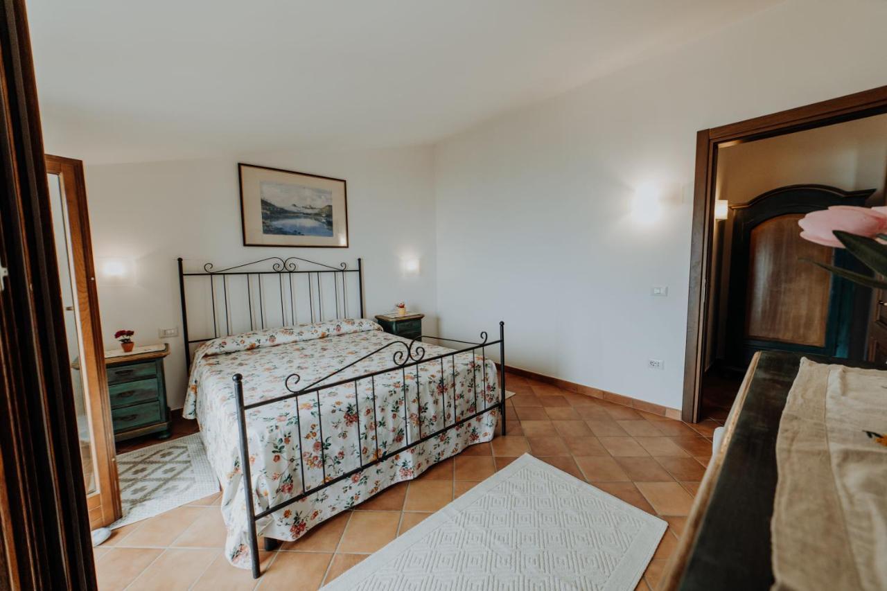 Aparthotel Residenza Golfo Degli Ulivi Caprioli Exterior foto